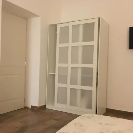 L'acerba Bed & Breakfast